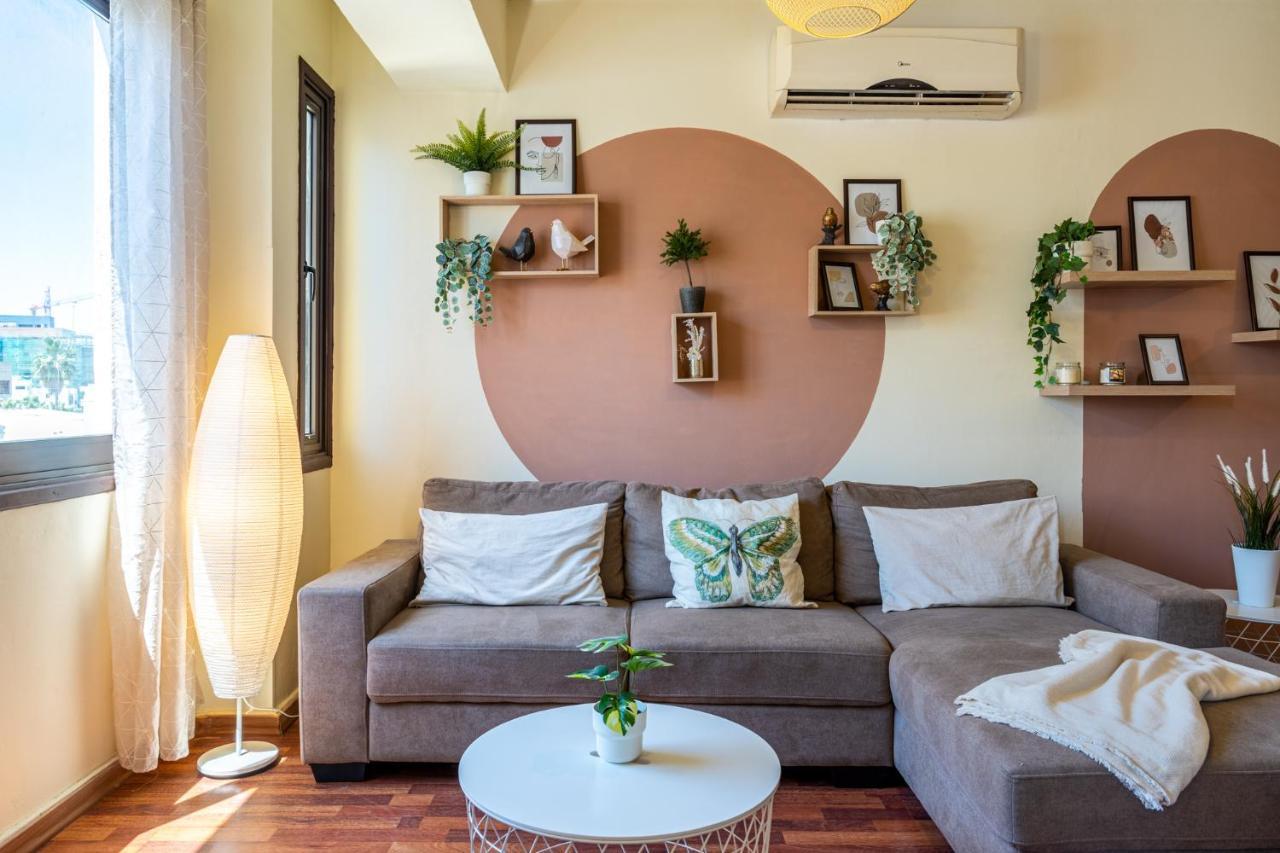 Celine'S 2 Bedrooms Apartment In Larnaca Center 外观 照片