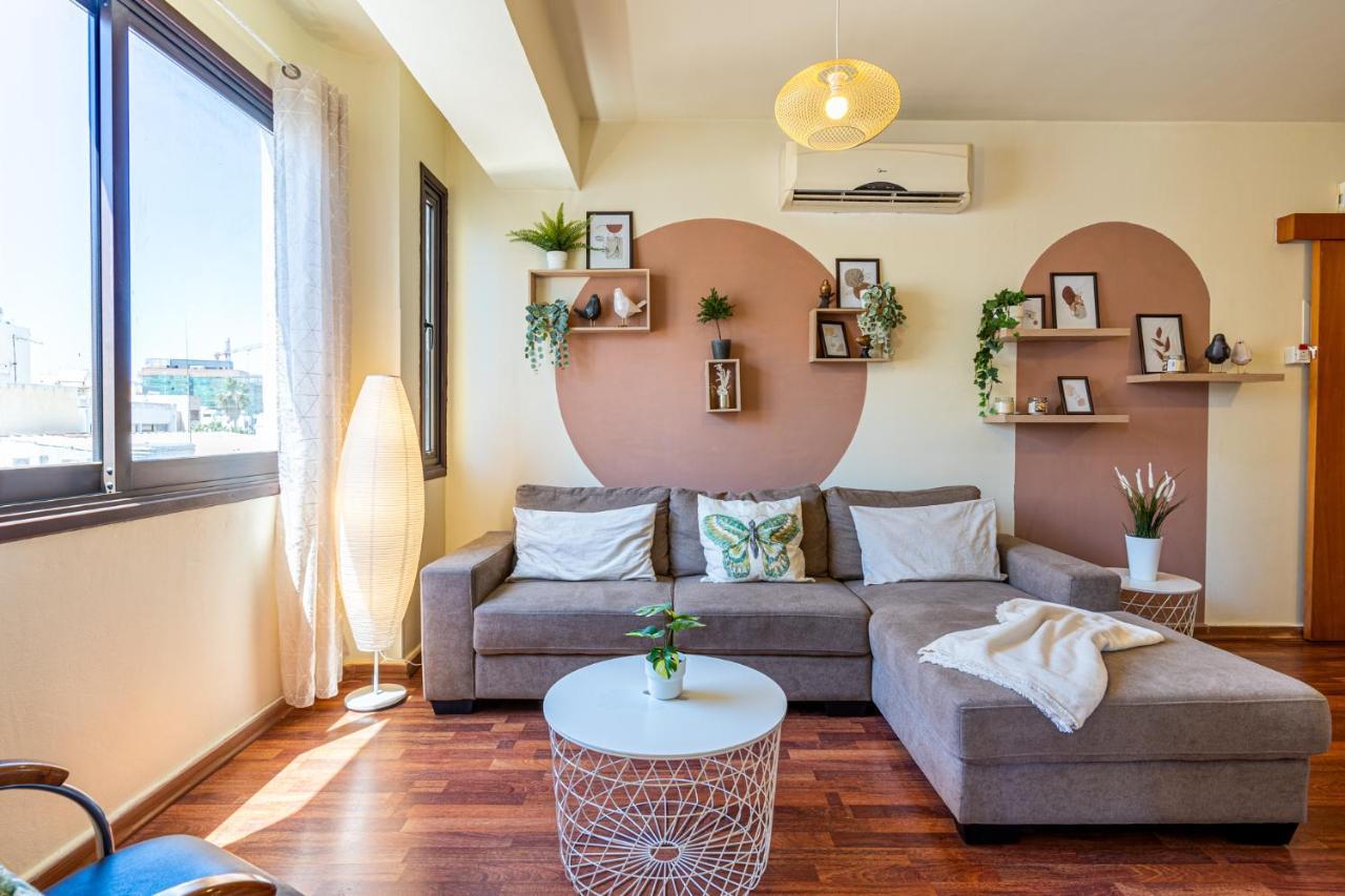 Celine'S 2 Bedrooms Apartment In Larnaca Center 外观 照片