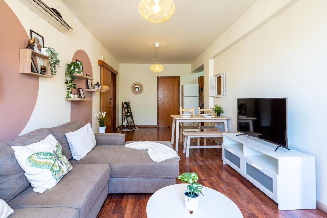 Celine'S 2 Bedrooms Apartment In Larnaca Center 外观 照片