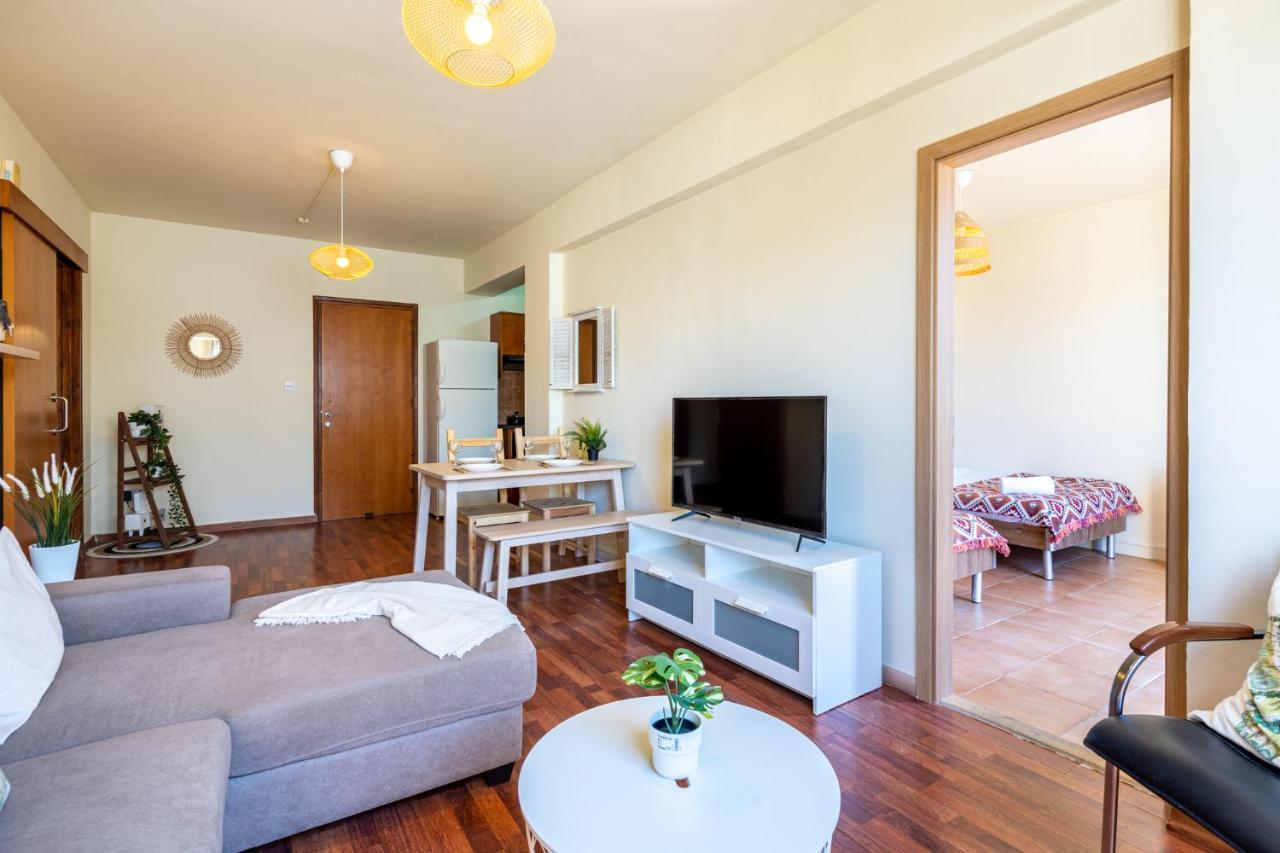 Celine'S 2 Bedrooms Apartment In Larnaca Center 外观 照片